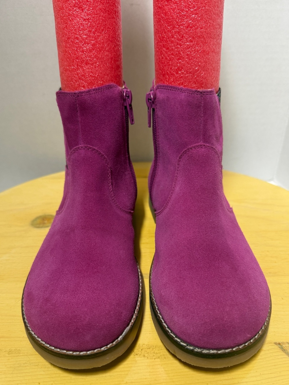 Mini Boden Girls Pink Suede Chelsea Ankle Boots Sparkle Glitter Star Size 35